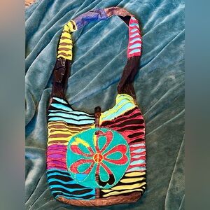 Exotic Everest Imports Made in Nepal Bohemian Multicolor Floral Shoulder Bag